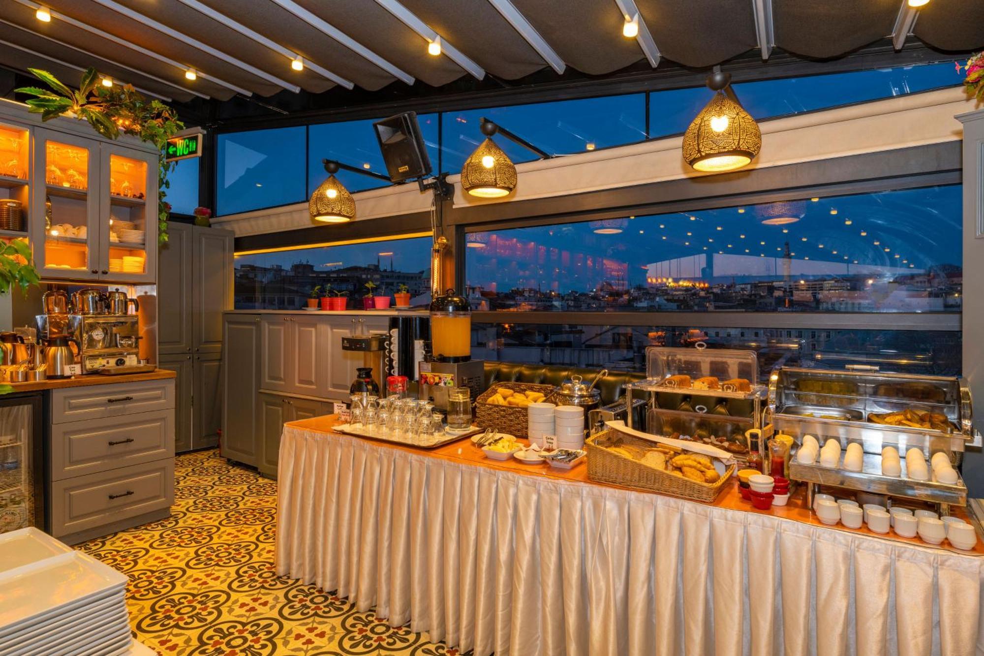 Alpek Hotel Istanbul Exterior photo