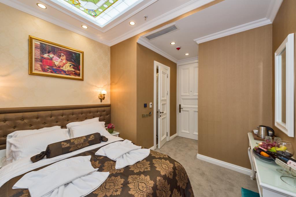 Alpek Hotel Istanbul Exterior photo